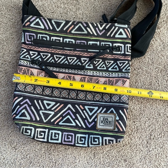 Dakine Jive Crossbody Bag Purse Abstract Tribal Print Compact Bag - Picture 12 of 13
